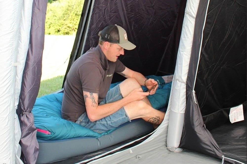 Outdoor Revolution Airedale 6.0SE Air Tent 10 Outdoor Revolution Airedale 6.0SE Air Tent - Image 8